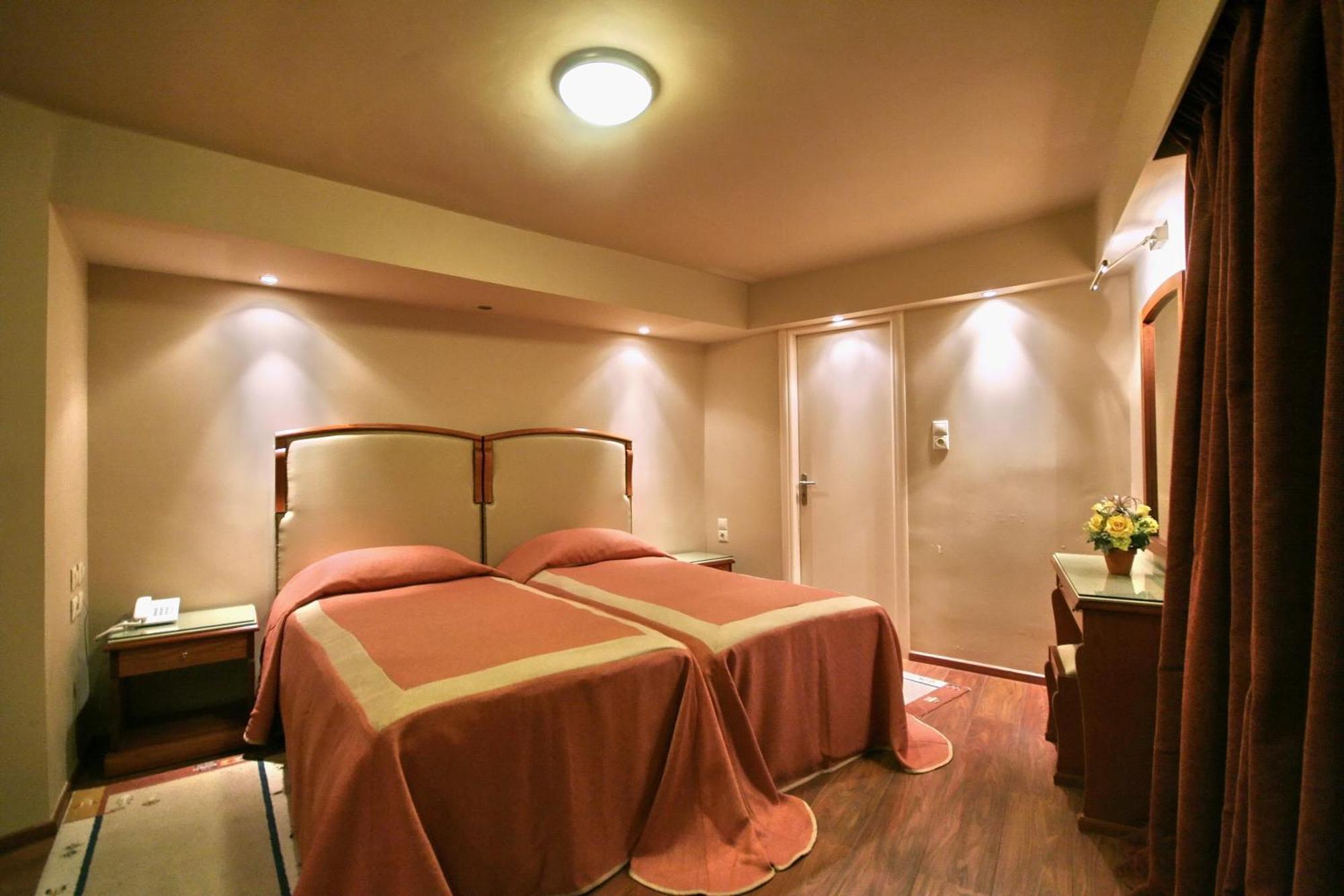 Kentrikon Hotel Lagkadia Room photo